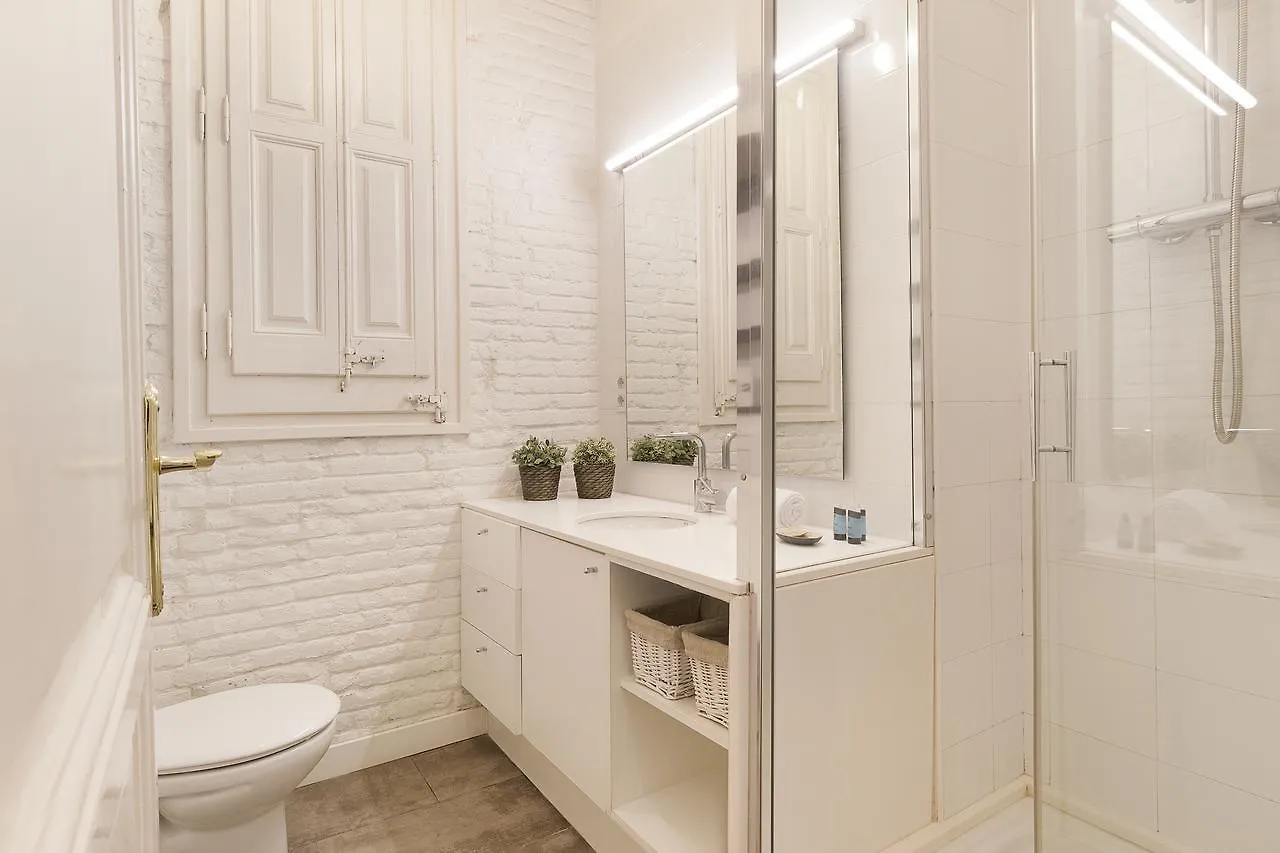 Apartament Fira Luxury Nextdoor Barcelona 0*,