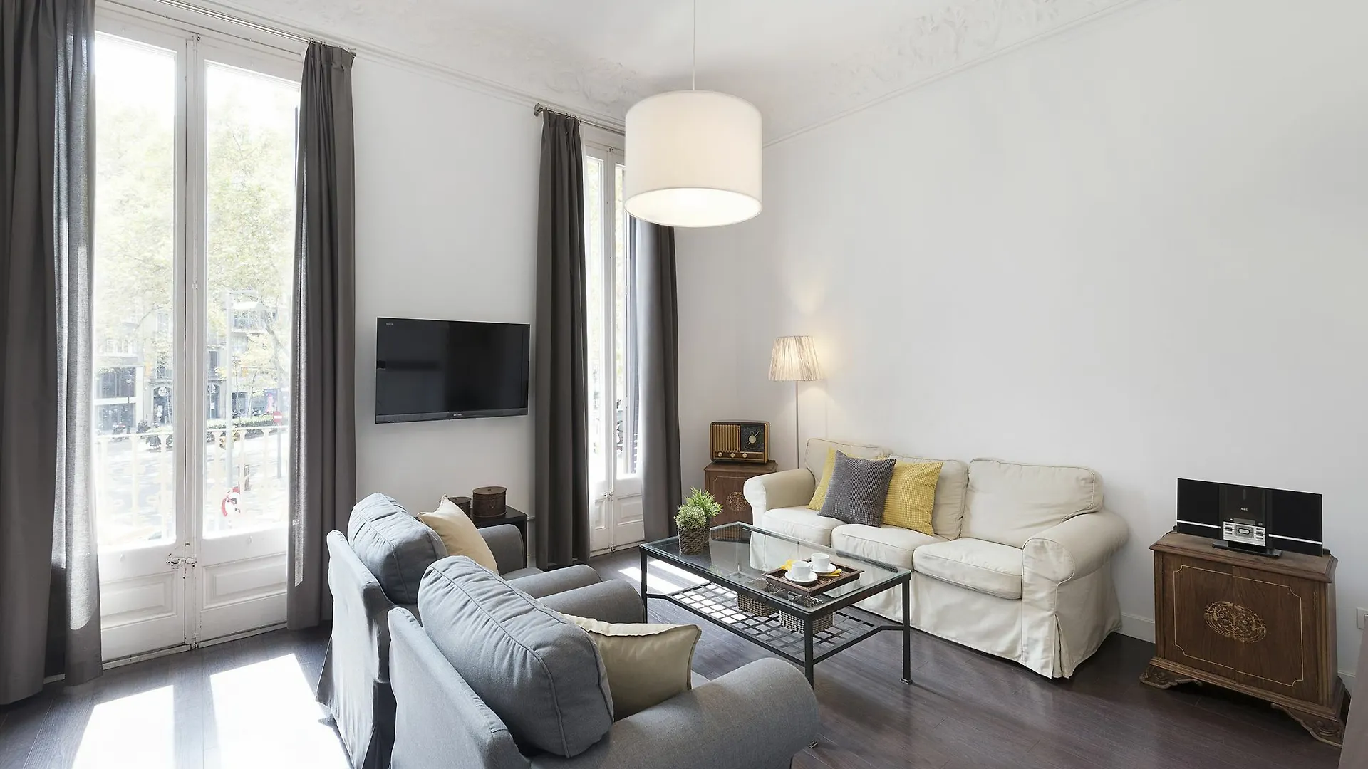 Apartament Fira Luxury Nextdoor Barcelona