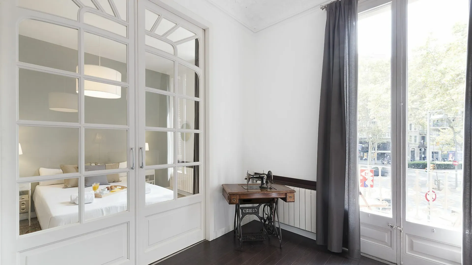 Ferienwohnung Fira Luxury Nextdoor Barcelona Spanien